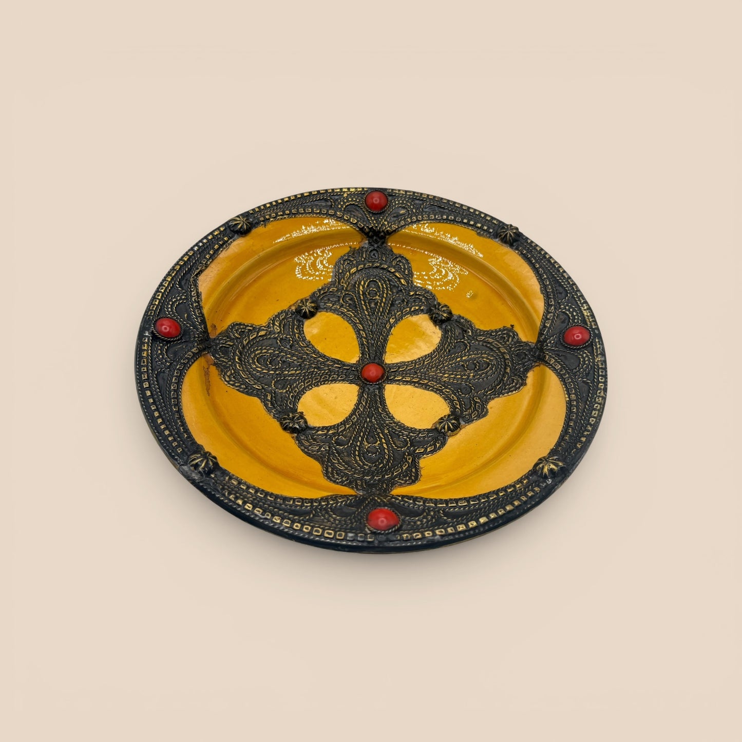 Plat filigrane jaune