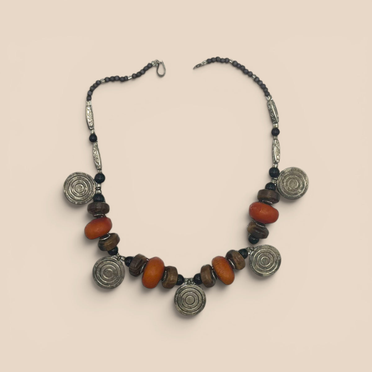 Collier pièces argenté ambre
