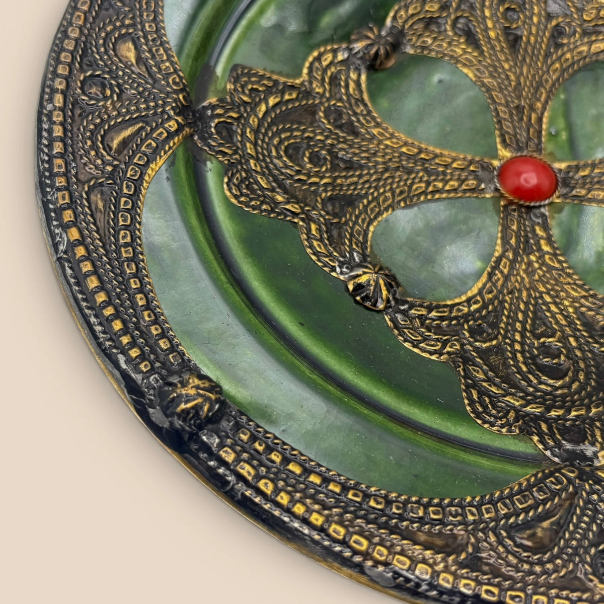 Plat filigrane vert