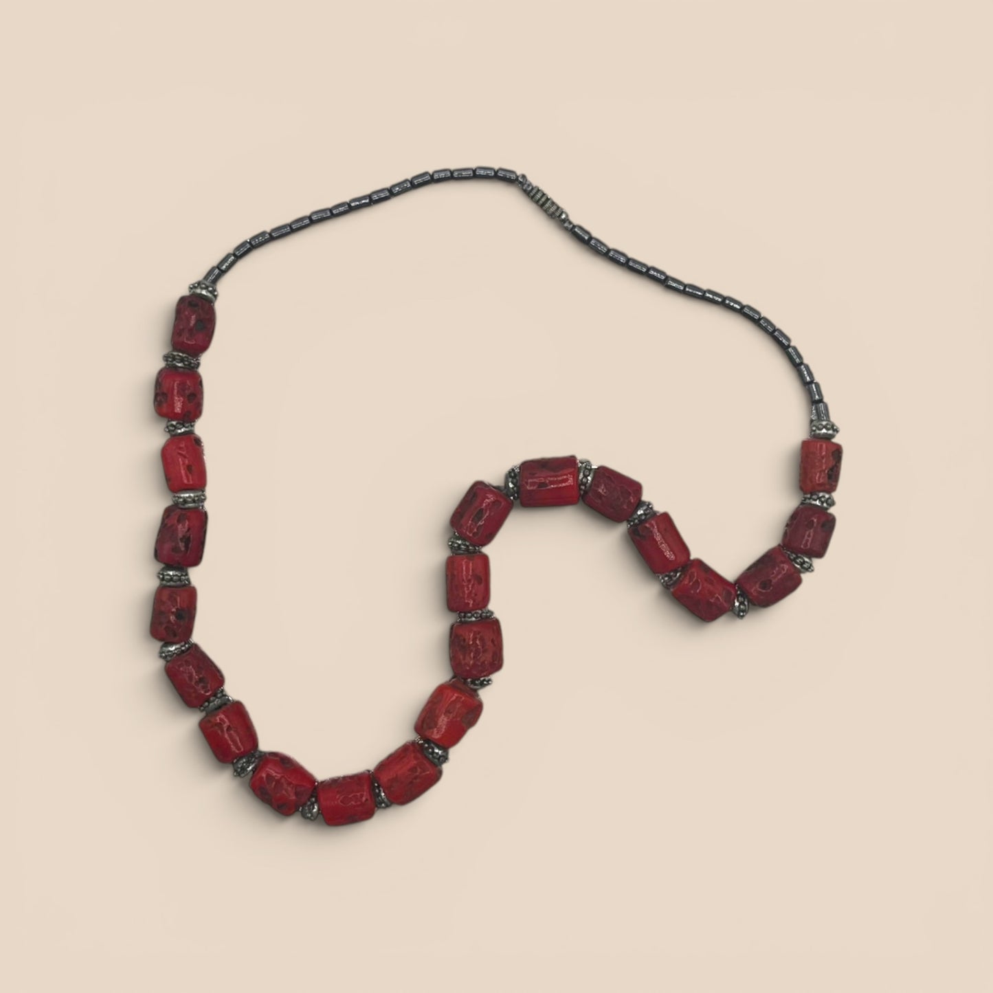 Collier corail massif barrettes rouges