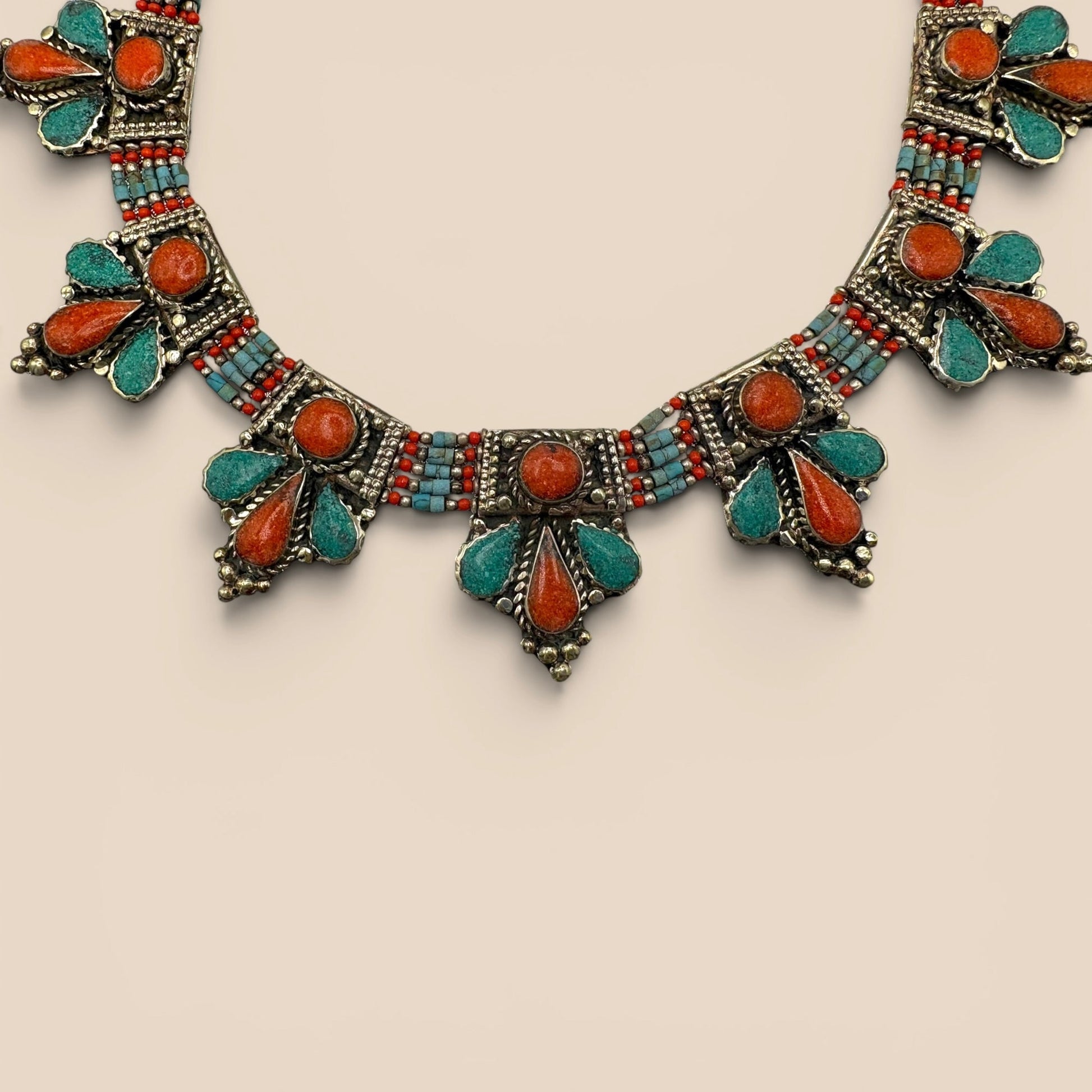 Bijou artisanal marocain fait main, inspiration berbère — Tssayno