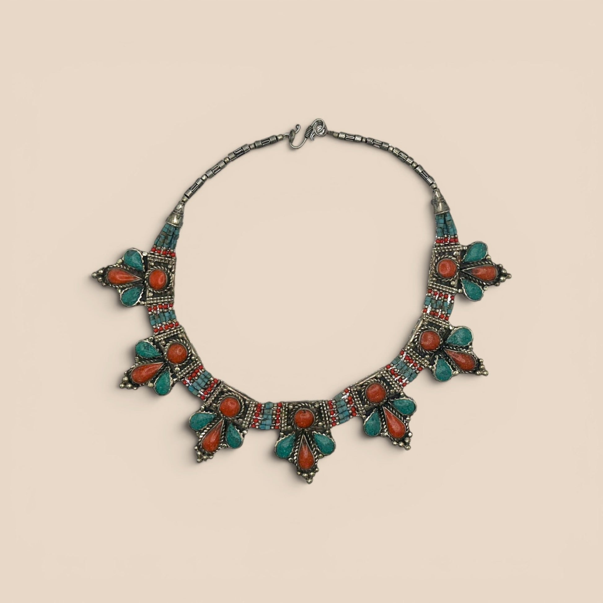 Bijou artisanal marocain fait main, inspiration berbère — Tssayno