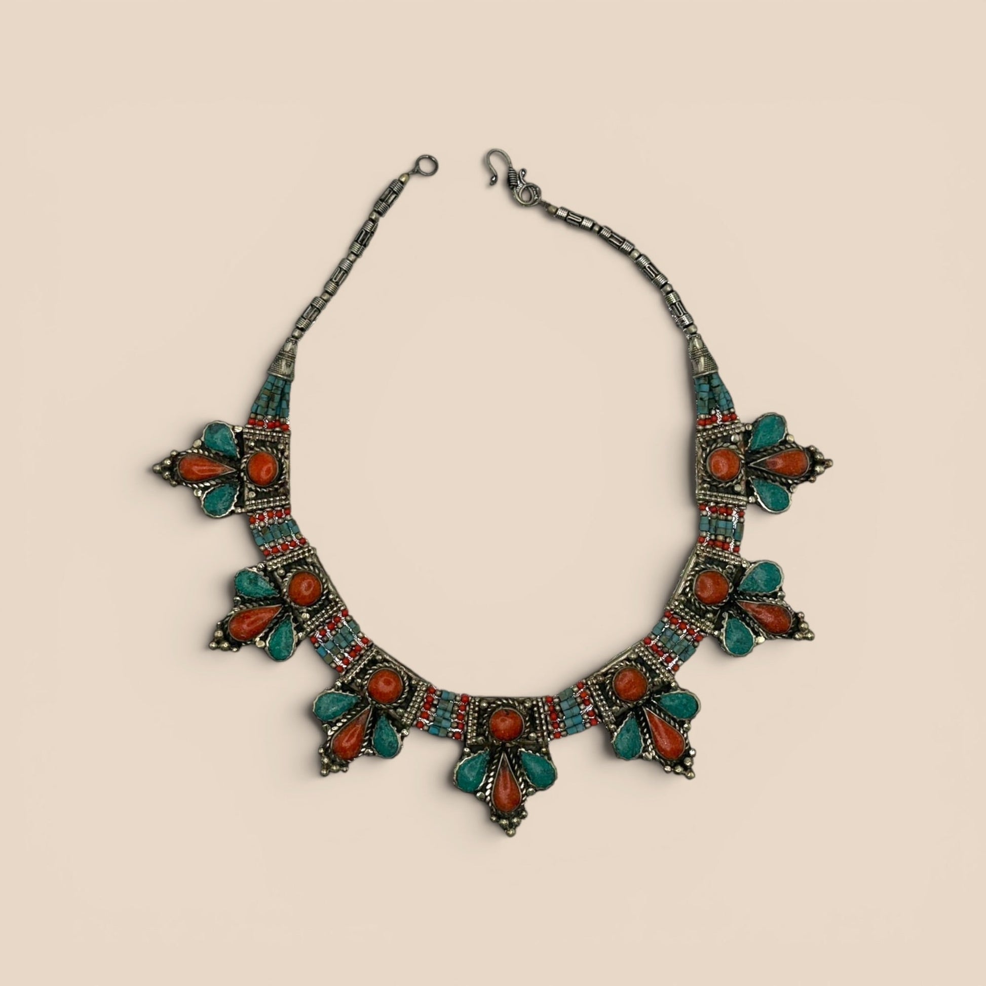 Bijou artisanal marocain fait main, inspiration berbère — Tssayno